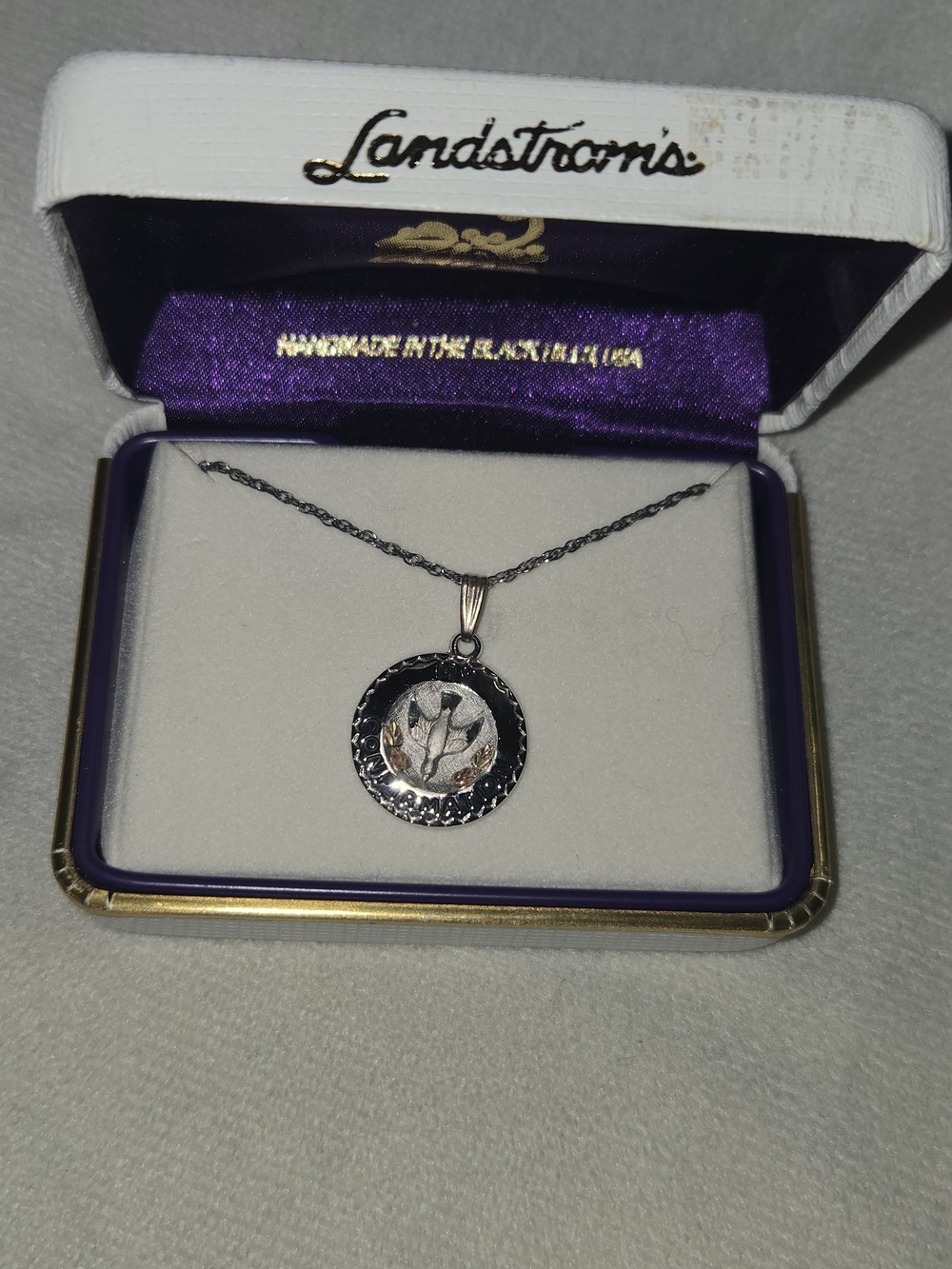 Landstroms Black Hills Gold "My Confirmation" Dove Necklace
